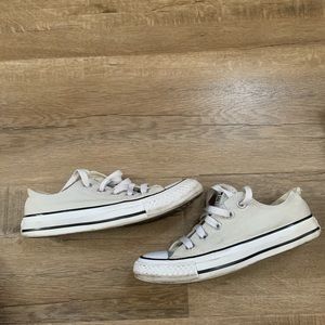 Gray Converse